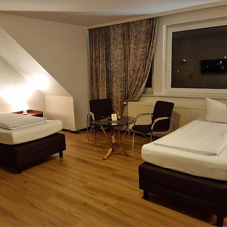 Erbenholz Hotel Laatzen Ngoại thất bức ảnh