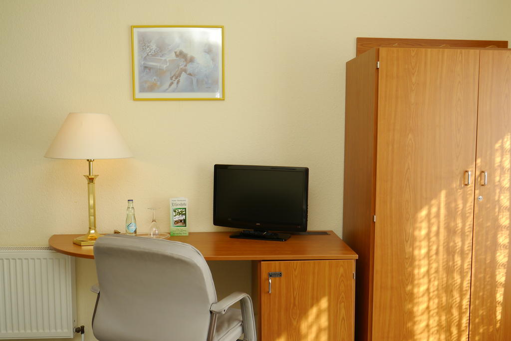 Erbenholz Hotel Laatzen Phòng bức ảnh
